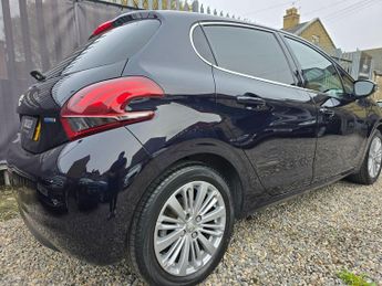Peugeot 208 1.2 PureTech Allure EAT Euro 6 (s/s) 5dr