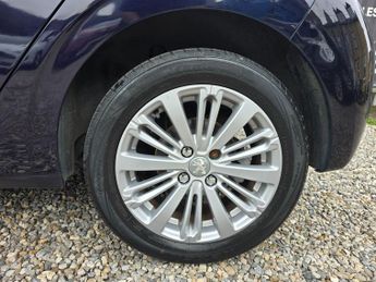 Peugeot 208 1.2 PureTech Allure EAT Euro 6 (s/s) 5dr