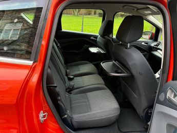Ford C-MAX 1.6 TDCi Titanium MPV 5dr Diesel Manual Euro 5 (115 ps)