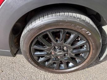 Mini Hatch 1.5 Cooper Auto Euro 6 (s/s) 5dr