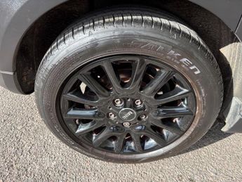 Mini Hatch 1.5 Cooper Auto Euro 6 (s/s) 5dr