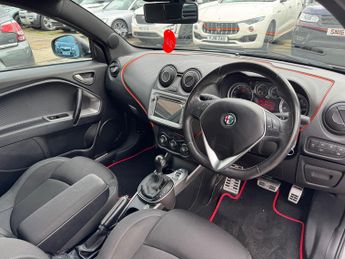 Alfa Romeo Mito 1.4 TB MultiAir Quadrifoglio Verde Hatchback 3dr Petrol TCT Euro