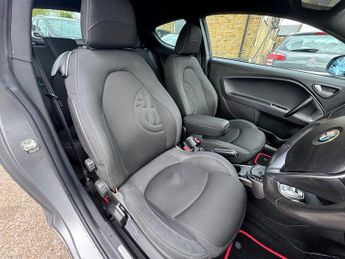 Alfa Romeo Mito 1.4 TB MultiAir Quadrifoglio Verde Hatchback 3dr Petrol TCT Euro