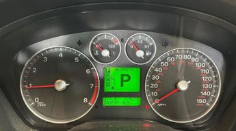 Ford Focus 1.6 Zetec Climate Hatchback 5dr Petrol Automatic (184 g/km, 99 b