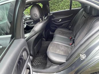 Mercedes-Benz E Class 2.0 E220d AMG Line Saloon 4dr Diesel G-Tronic+ Euro 6 (s/s) (194