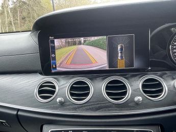 Mercedes-Benz E Class 2.0 E220d AMG Line Saloon 4dr Diesel G-Tronic+ Euro 6 (s/s) (194