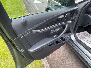 Mercedes-Benz E Class 2.0 E220d AMG Line Saloon 4dr Diesel G-Tronic+ Euro 6 (s/s) (194