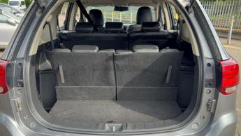 Mitsubishi Outlander 2.2 DI-D GX3 SUV 5dr Diesel Auto 4WD Euro 6 (147 ps)