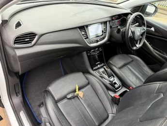 Vauxhall Grandland X 1.6 13.2kWh Elite Nav SUV 5dr Petrol Plug-in Hybrid Auto 4WD Eur