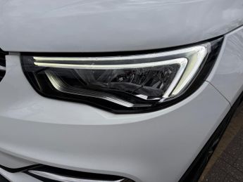 Vauxhall Grandland X 1.6 13.2kWh Elite Nav SUV 5dr Petrol Plug-in Hybrid Auto 4WD Eur