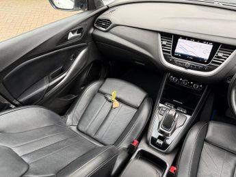 Vauxhall Grandland X 1.6 13.2kWh Elite Nav SUV 5dr Petrol Plug-in Hybrid Auto 4WD Eur