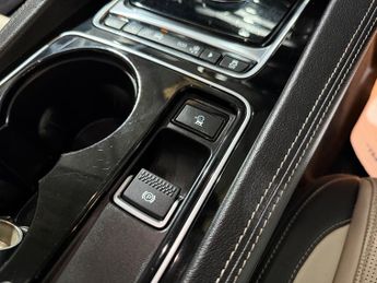 Jaguar F-Pace 2.0 D180 R-Sport SUV 5dr Diesel Auto AWD Euro 6 (s/s) (180 ps)