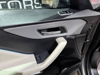 Jaguar F-Pace 2.0 D180 R-Sport SUV 5dr Diesel Auto AWD Euro 6 (s/s) (180 ps)