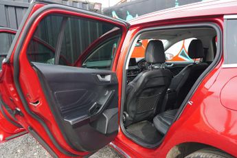 Ford Focus 2.0 EcoBlue Vignale Estate 5dr Diesel Auto Euro 6 (s/s) (150 ps)