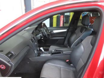 Mercedes-Benz C Class 2.1 C200 CDI Sport Saloon 4dr Diesel Auto Euro 4 (136 ps)