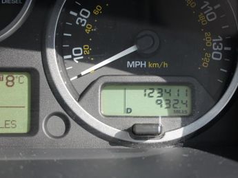 Land Rover Freelander 2 2.2 TD4 HSE SUV 5dr Diesel CommandShift 4WD Euro 5 (150 ps)