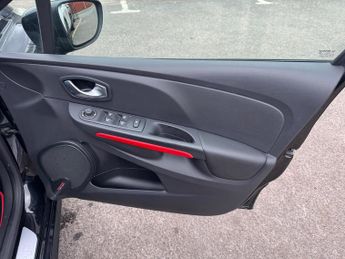 Renault Clio 1.6 TCe Renaultsport Nav Trophy Hatchback 5dr Petrol Auto Euro 6