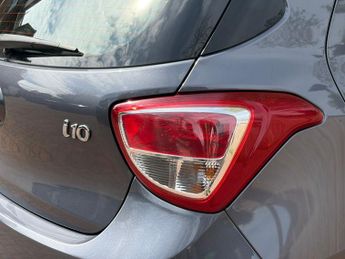 Hyundai i10 1.2 Premium Hatchback 5dr Petrol Auto Euro 5 (87 ps)