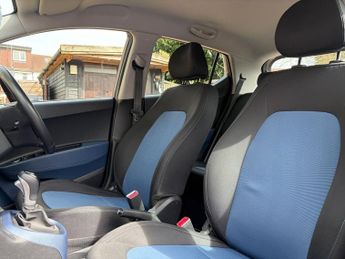 Hyundai i10 1.2 Premium Hatchback 5dr Petrol Auto Euro 5 (87 ps)