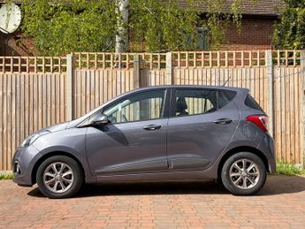 Hyundai i10 1.2 Premium Hatchback 5dr Petrol Auto Euro 5 (87 ps)