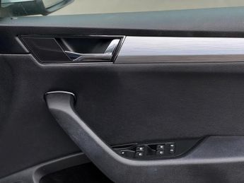 Skoda Superb 1.4 TSI iV 13kWh SE Technology DSG Euro 6 (s/s) 5dr