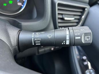 Nissan LEAF 39kWh N-Connecta Hatchback Electric Auto (150 ps) 5dr