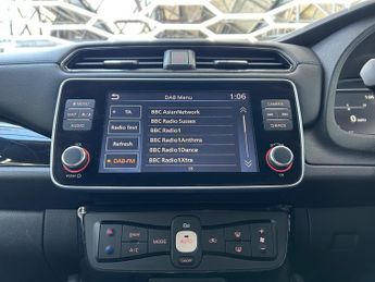 Nissan LEAF 39kWh N-Connecta Hatchback Electric Auto (150 ps) 5dr
