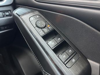 Nissan Qashqai 1.5 h e-POWER N-Connecta SUV Petrol Hybrid Auto Euro 6 (s/s) (19