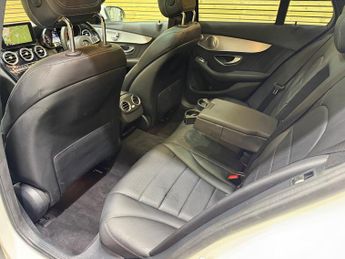 Mercedes-Benz C Class 2.1 C250d AMG Line (Premium Plus) Estate 5dr Diesel 7G-Tronic+ E