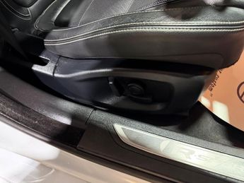 Jaguar XF 2.0d R-Sport Saloon 4dr Diesel Auto Euro 6 (s/s) (180 ps)