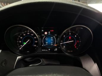Jaguar XF 2.0d R-Sport Saloon 4dr Diesel Auto Euro 6 (s/s) (180 ps)