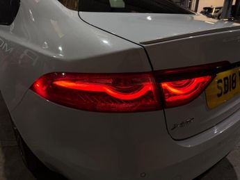 Jaguar XF 2.0d R-Sport Saloon 4dr Diesel Auto Euro 6 (s/s) (180 ps)