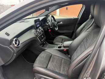 Mercedes-Benz GLA 2.1 GLA200d AMG Line (Premium) SUV 5dr Diesel 7G-DCT Euro 6 (s/s