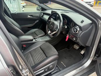 Mercedes-Benz GLA 2.1 GLA200d AMG Line (Premium) SUV 5dr Diesel 7G-DCT Euro 6 (s/s