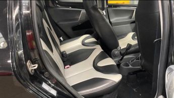 Toyota Aygo 1.0 VVT-i Black Hatchback 5dr Petrol MultiMode Euro 4 (67 bhp)