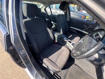 BMW 3 Series 2.0 320i SE Saloon 4dr Petrol Steptronic Euro 4 (170 ps)