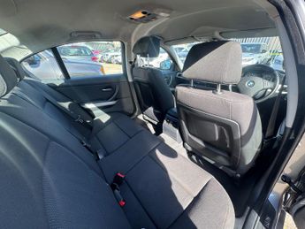 BMW 3 Series 2.0 320i SE Saloon 4dr Petrol Steptronic Euro 4 (170 ps)