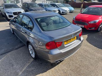 BMW 3 Series 2.0 320i SE Saloon 4dr Petrol Steptronic Euro 4 (170 ps)