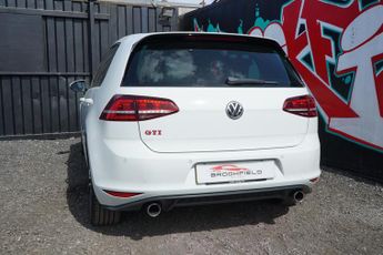 Volkswagen Golf 2.0 TSI BlueMotion Tech GTI Performance Hatchback 5dr Petrol DSG