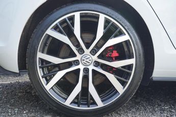 Volkswagen Golf 2.0 TSI BlueMotion Tech GTI Performance Hatchback 5dr Petrol DSG