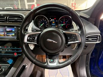Jaguar F-Pace 2.0 D240 R-Sport SUV 5dr Diesel Auto AWD Euro 6 (s/s) (240 ps)