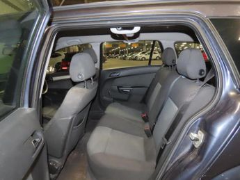 Vauxhall Astra 1.8i 16v Club Estate 5dr Petrol Automatic (186 g/km, 138 bhp)