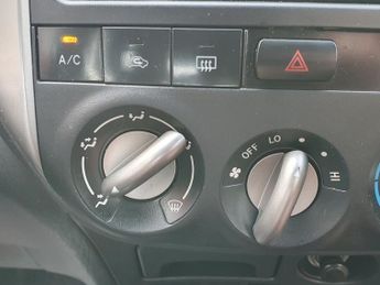 Toyota RAV4 2.0 VVT-i XT3 SUV 3dr Petrol Automatic 4WD (218 g/km, 147 bhp)  