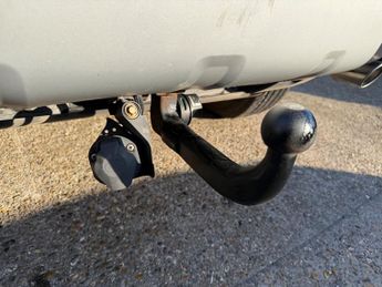 Land Rover Discovery Sport 2.0 TD4 HSE SUV 5dr Diesel Auto 4WD Euro 6 (s/s) (180 ps)