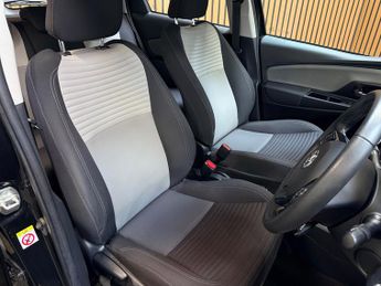 Toyota Yaris 1.5 VVT-h Icon Tech Hatchback 5dr Petrol Hybrid E-CVT - AUTOMATI