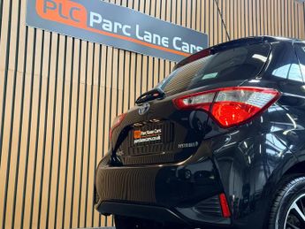 Toyota Yaris 1.5 VVT-h Icon Tech Hatchback 5dr Petrol Hybrid E-CVT - AUTOMATI