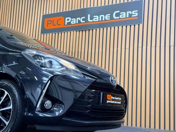 Toyota Yaris 1.5 VVT-h Icon Tech Hatchback 5dr Petrol Hybrid E-CVT - AUTOMATI