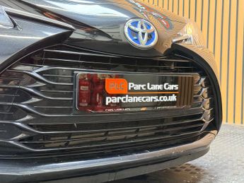 Toyota Yaris 1.5 VVT-h Icon Tech Hatchback 5dr Petrol Hybrid E-CVT - AUTOMATI