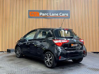 Toyota Yaris 1.5 VVT-h Icon Tech Hatchback 5dr Petrol Hybrid E-CVT - AUTOMATI