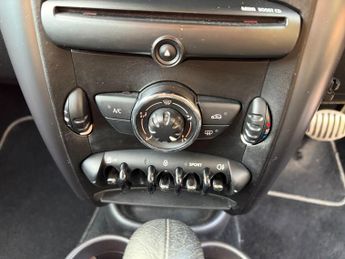 Mini Countryman 2.0 Cooper SD SUV 5dr Diesel Auto Euro 5 (143 ps)